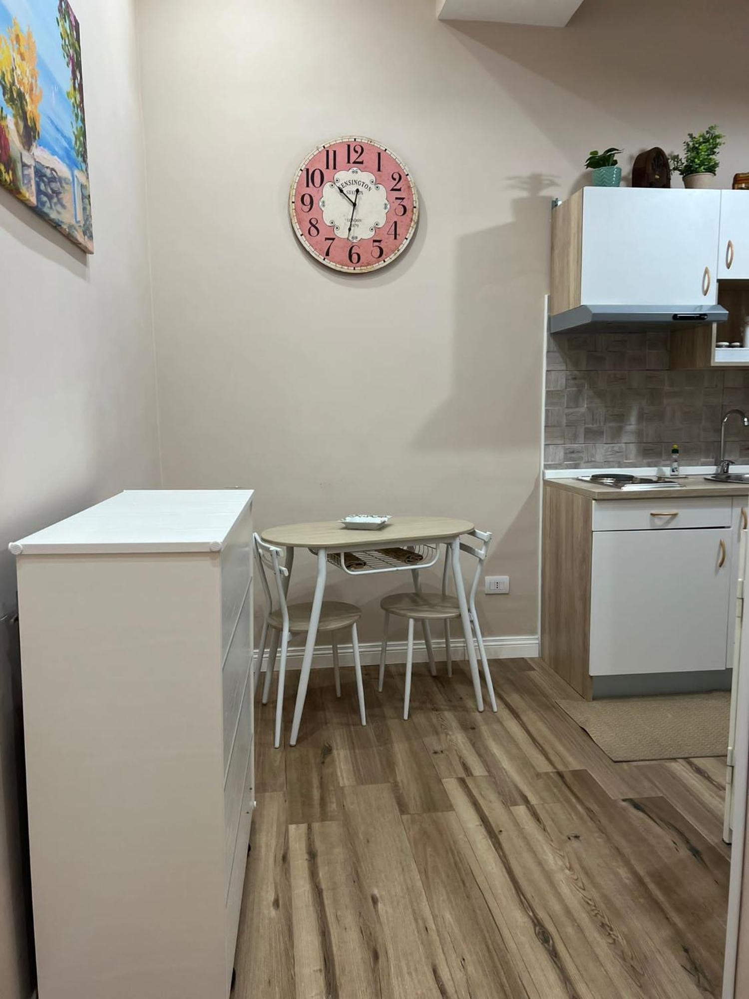 La Petite Maison เนเปิลส์ ภายนอก รูปภาพ